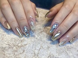 キラキラニュアンスネイル