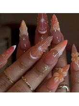 ヘブン ネイル 鶯谷(HEAVEN Nail)/ゴージャスで優しいデザイン