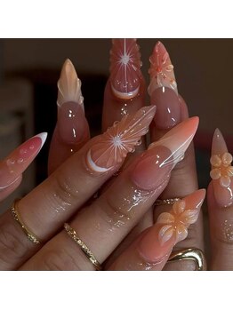 ヘブン ネイル 鶯谷(HEAVEN Nail)/ゴージャスで優しいデザイン