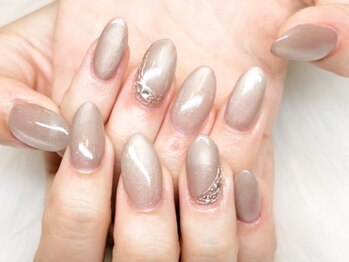 トリーシア(Nail & Beauty Salon Tri-xia)/