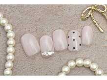 ネイルサロンプリッシュ 横浜店(prish)/5000円　ハートドット　シンプル