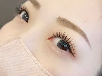 アイラッシュ ルーミー(eyelush Roomy)の写真/《人気NO.1☆セーブル120本初回¥5,100》落ち着いた上質空間で、上品で自然な目元を叶えます＊大人女性に◎