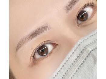 ソルンアイラッシュ(solune eyelash)/まつ毛パーマ+眉毛wax