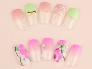 ライトネイルズ イバラキ(light nails IBARAKI)/手書きフラワーネイル♪