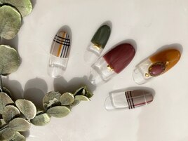 秋色チェックネイル