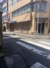 フッティ 船橋店(FOOTY)/横断歩道が見えたら左折