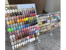 ノアフライネイル 国分寺店(NOAH FLY NAIL)/約200種類以上のカラーをご用意