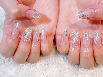 ムーピーネイル(moopy nail)/◯glitter×bijou