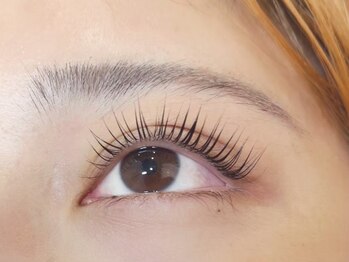 フィアラ 京都二条店(Fiara)/パリジェンヌ