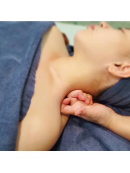 サロンドプライム(Salon de prime)/首マッサージ