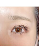 ダズリングビー(Dazzling B)/ラッシュリフト★