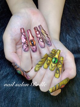 エスフィーネイルサロン ブリーユ(Esfy nailsalon Brille)/猫の目ネイル