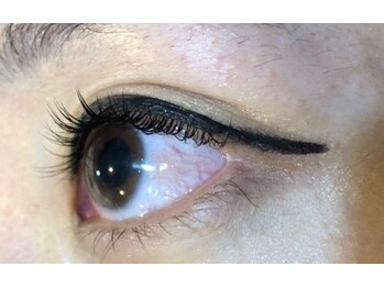 フリルアイビューティ 豊中店(Frill Eye Beauty)/