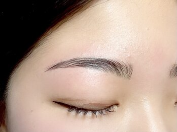 コム 草加マルイ店(com by neolive)/毛流れ整う!ハリウッド 佐藤