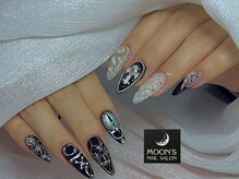 ムーンズ(Moon's)/