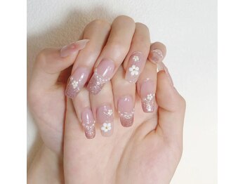 クイーンズビューティーサロン 新宿本店(Queen's beauty salon)/チップアートやり放題&つけ放題