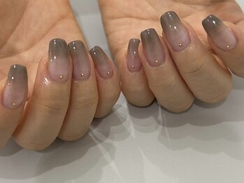 【miyu】グラデーションネイル