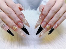 クイーンネイル 新宿(Queen nail)/長さ出し　持ち込みデザイン