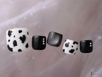 冬ダルメシアンフットネイル