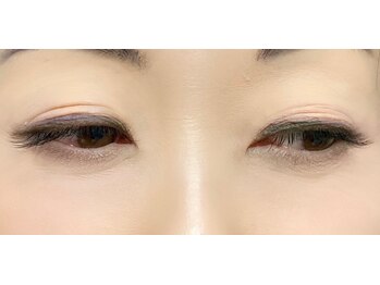 ドゥ エイチ(deux h)/上品なフェロモンeye♪