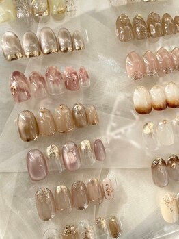 ロカヒ(Lokahi)の写真/シンプルの中にもセンスが光るデザイン性の高いアートが豊富♪大人女性にぴったりの指先をご提案！