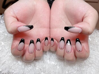 レアネイル 新宿(le'a nail)/黒フレンチネイル