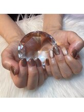 リリー(Lily)/マグネットネイル