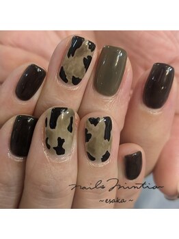 ネイルズミンティア エサカ(nails Mintia esaka)/深みカラーネイル