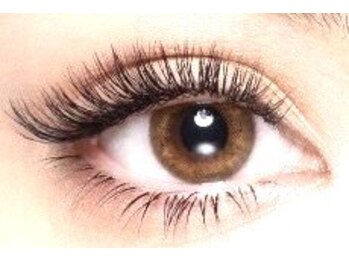 アイルアイズサラ ルシェルネイル 京都駅前店(I'll Eyes' SARA Le Ciel Nail)の写真/[京都駅]第一印象は眉で決まる!【アイブロウwax＋メイク仕上げ】黄金比の美眉デザイニングで理想の眉毛に◎