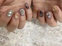 ピース(PEACE)/ニュアンスネイル　個性的