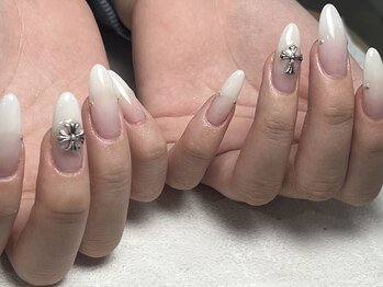 ウルネイルスタジオ(Uru nailstudio)/ベイビーブーマー×クロム¥8500