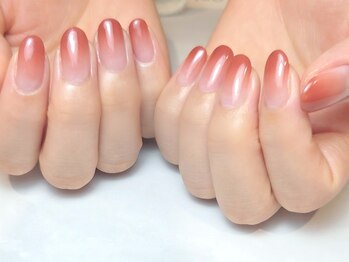 グラデーションネイル/TOMO