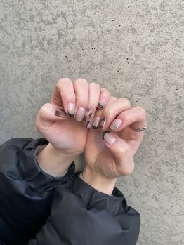 ムーイ 外苑前(mooi.)/black french × tortoiseshell