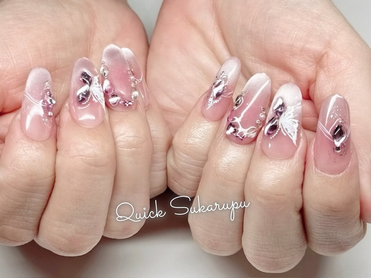 ピンクブルーワンホンニュアンスネイル オーロラ 韓国 ビジュー