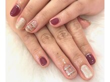 エクルビューティーツー(ECRU Beauty 2)/人気のチェック柄ネイル
