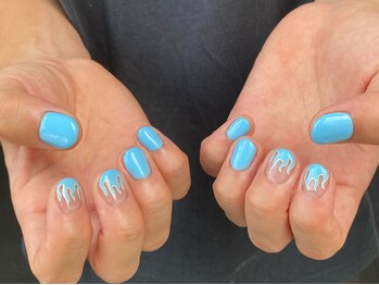 カーティシーネイルズ(curtisii NAILS)/