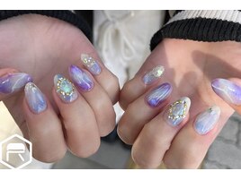 nuance nail