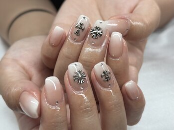 ラリーフ(LARiUGH)/