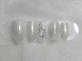 ネイルバイピヌ(nail by pinu)/定額デザインアートコース