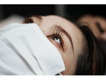 ピリナ(Plina)/ブラウンエクステ