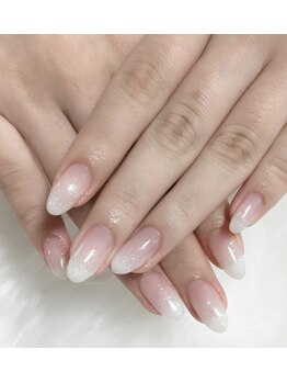 ファンネイルズ(Fun nails)/ホワイトラメグラ