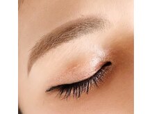 アール(R)/アイブロウスタイリング