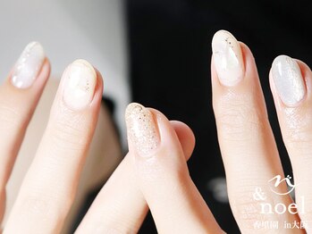 ノエル(Noel)/ホワイトシェル大理石ネイル