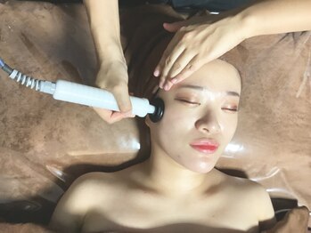 青空 チクシノサロン(SORA CHIKUSHINO SALON)/ラジオ波で美肌リフト#1