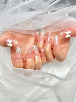 クオーレ(Cuore)の写真/【パーツ代込の定額ネイル】キラキラ×ちゅるんカラーで叶える◇憧れの韓国・ワンホンデザインが勢揃い♪