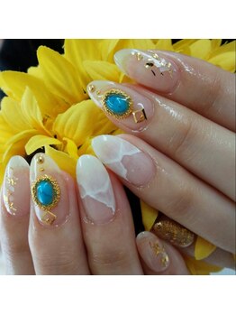 上品鮮やかネイル