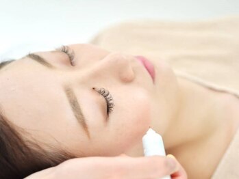 メリッサの写真/シミケア最先端マシンを使用！痛み最小・スピード施術・すぐにメイクもできる！紫外線対策コースも充実！