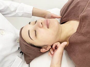 ヴァカンス 池袋店(VACANCES)の写真/当店人気の「ヒト幹細胞エステ」でお肌のキメを整え、ハリツヤUP♪お肌のお悩みを改善し、理想のお肌へ◎