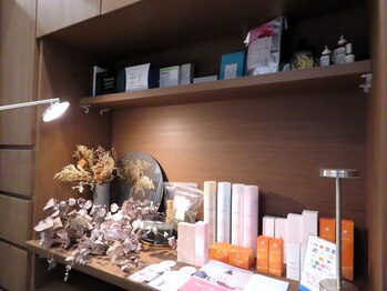 ティー(T)/取り扱い商品