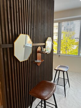 メリーロウ(meryllow)/メイク直しスペース